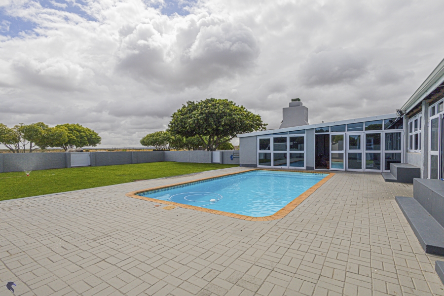 4 Bedroom Property for Sale in Long Acres Country Estate Western Cape